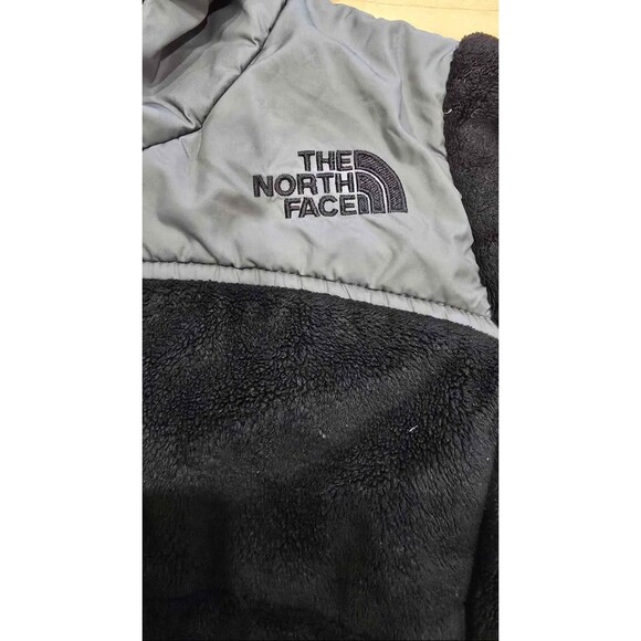 The North Face Girls Gray Black Reversible Fleece Hooded Jacket Size 6 - Picture 3 of 9